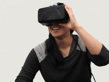 4 Advantages of Virtual Reality in Business